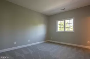 20262 Kiawah Island Dr, Ashburn, VA 20147 - Photo 29