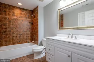 20262 Kiawah Island Dr, Ashburn, VA 20147 - Photo 59