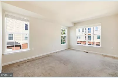 43487 Town Gate Square, Chantilly, VA 20152 - Photo 37