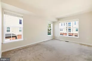 43487 Town Gate Square, Chantilly, VA 20152 - Photo 37