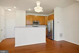 43487 Town Gate Square, Chantilly, VA 20152 - Photo 11