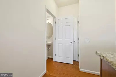 43487 Town Gate Square, Chantilly, VA 20152 - Photo 19