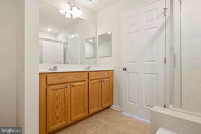 43487 Town Gate Square, Chantilly, VA 20152 - Photo 35