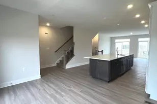 22782 Hanson Overlook Ter, Ashburn, VA 20148 - Photo 7