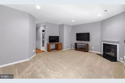 42449 Patrick Wayne Square, Broadlands, VA 20148 - Photo 25