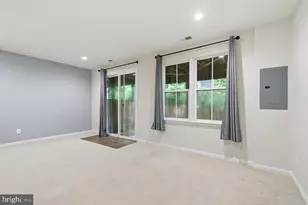 42308 Rockrimmon Ter, Ashburn, VA 20148 - Photo 37