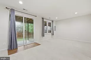 42308 Rockrimmon Ter, Ashburn, VA 20148 - Photo 35