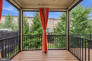 42308 Rockrimmon Ter, Ashburn, VA 20148 - Photo 21