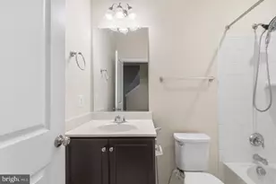 42308 Rockrimmon Ter, Ashburn, VA 20148 - Photo 39