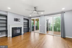 42308 Rockrimmon Ter, Ashburn, VA 20148 - Photo 7