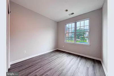 25154 Monteith Terrace, Chantilly, VA 20152 - Photo 5