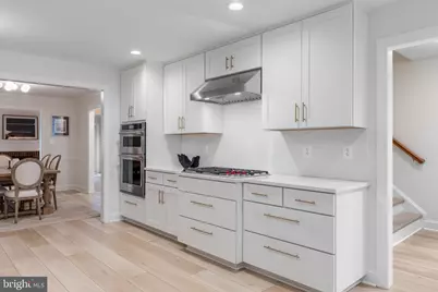 215 Andover Court NE, Leesburg, VA 20176 - Photo 9