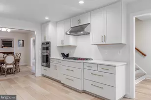 215 Andover Ct NE, Leesburg, VA 20176 - Photo 9