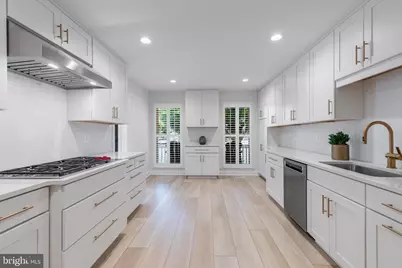 215 Andover Court NE, Leesburg, VA 20176 - Photo 7