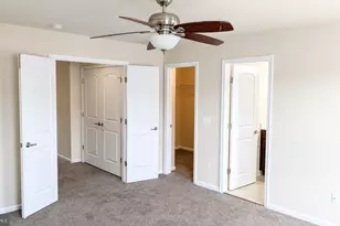 25556 Palenza Terrace, Chantilly, VA 20152 - Photo 9