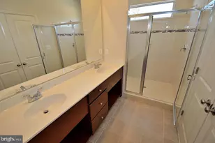 22816 Breezy Hollow Dr, Brambleton, VA 20148 - Photo 21