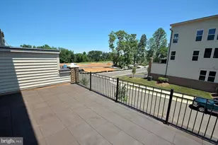 22816 Breezy Hollow Dr, Brambleton, VA 20148 - Photo 15