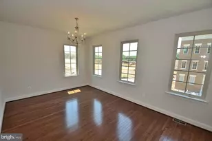 22816 Breezy Hollow Dr, Brambleton, VA 20148 - Photo 17