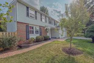 107 Appletree Dr NE, Leesburg, VA 20176 - Photo 7