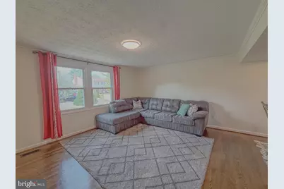 107 Appletree Drive NE, Leesburg, VA 20176 - Photo 11