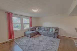 107 Appletree Dr NE, Leesburg, VA 20176 - Photo 11
