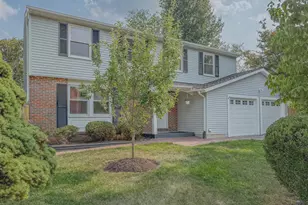 107 Appletree Dr NE, Leesburg, VA 20176 - Photo 3