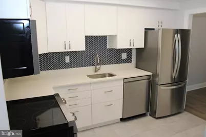 237 Greenfield Court, Sterling, VA 20164 - Photo 3