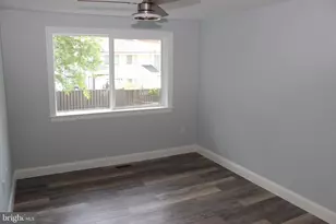 237 Greenfield Ct, Sterling, VA 20164 - Photo 17