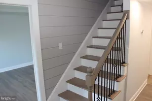 237 Greenfield Ct, Sterling, VA 20164 - Photo 15