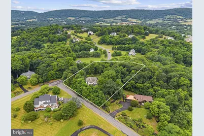 17951 Stoneleigh Drive, Round Hill, VA 20141 - Photo 3