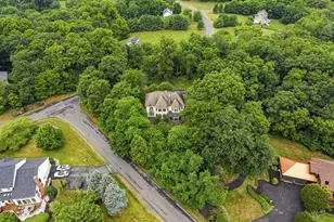 17951 Stoneleigh Dr, Round Hill, VA 20141 - Photo 5