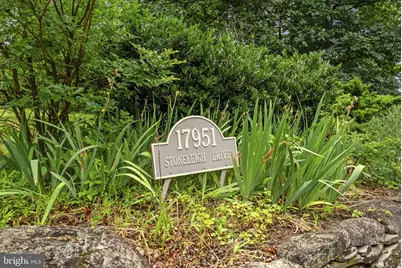 17951 Stoneleigh Drive, Round Hill, VA 20141 - Photo 11
