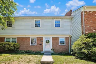 204 Shenandoah St SE, Leesburg, VA 20175 - Photo 1