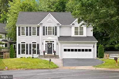 20524 Brandy Station Court, Sterling, VA 20165 - Photo 3