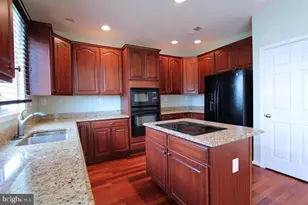 22817 Nichols Farm Way, Ashburn, VA 20148 - Photo 3