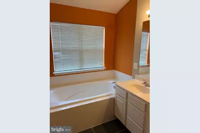 21784 Oakville Terrace, Ashburn, VA 20147 - Photo 15