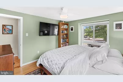 119 N Cottage Road N, Sterling, VA 20164 - Photo 29