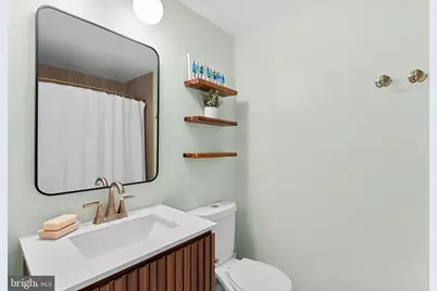 119 N Cottage Road N, Sterling, VA 20164 - Photo 31