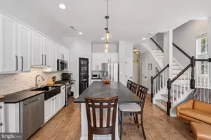 20353 Bowfonds St, Ashburn, VA 20147 - Photo 15