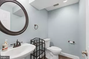 20644 Cutwater Pl, Potomac Falls, VA 20165 - Photo 47