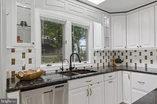 20644 Cutwater Pl, Potomac Falls, VA 20165 - Photo 15