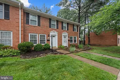 129 N Duke Drive, Sterling, VA 20164 - Photo 3
