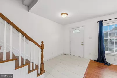 129 N Duke Drive, Sterling, VA 20164 - Photo 5