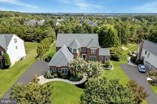 22248 Val Varaita Dr, Ashburn, VA 20148 - Photo 3