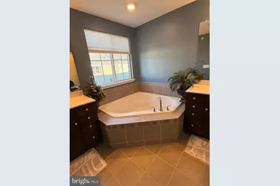 25214 Split Creek Terrace, Chantilly, VA 20152 - Photo 33
