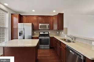 43140 Whelplehill Terrace, Ashburn, VA 20148 - Photo 3