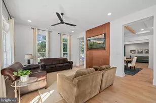 18441 Lanier Island Square, Leesburg, VA 20176 - Photo 19