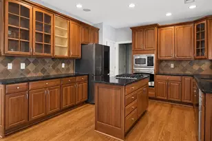 43100 Addlestone Pl, Ashburn, VA 20148 - Photo 11