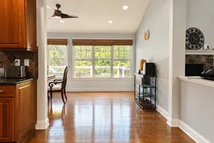 43100 Addlestone Pl, Ashburn, VA 20148 - Photo 13