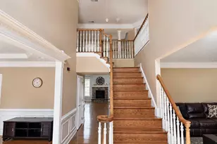 43100 Addlestone Pl, Ashburn, VA 20148 - Photo 3
